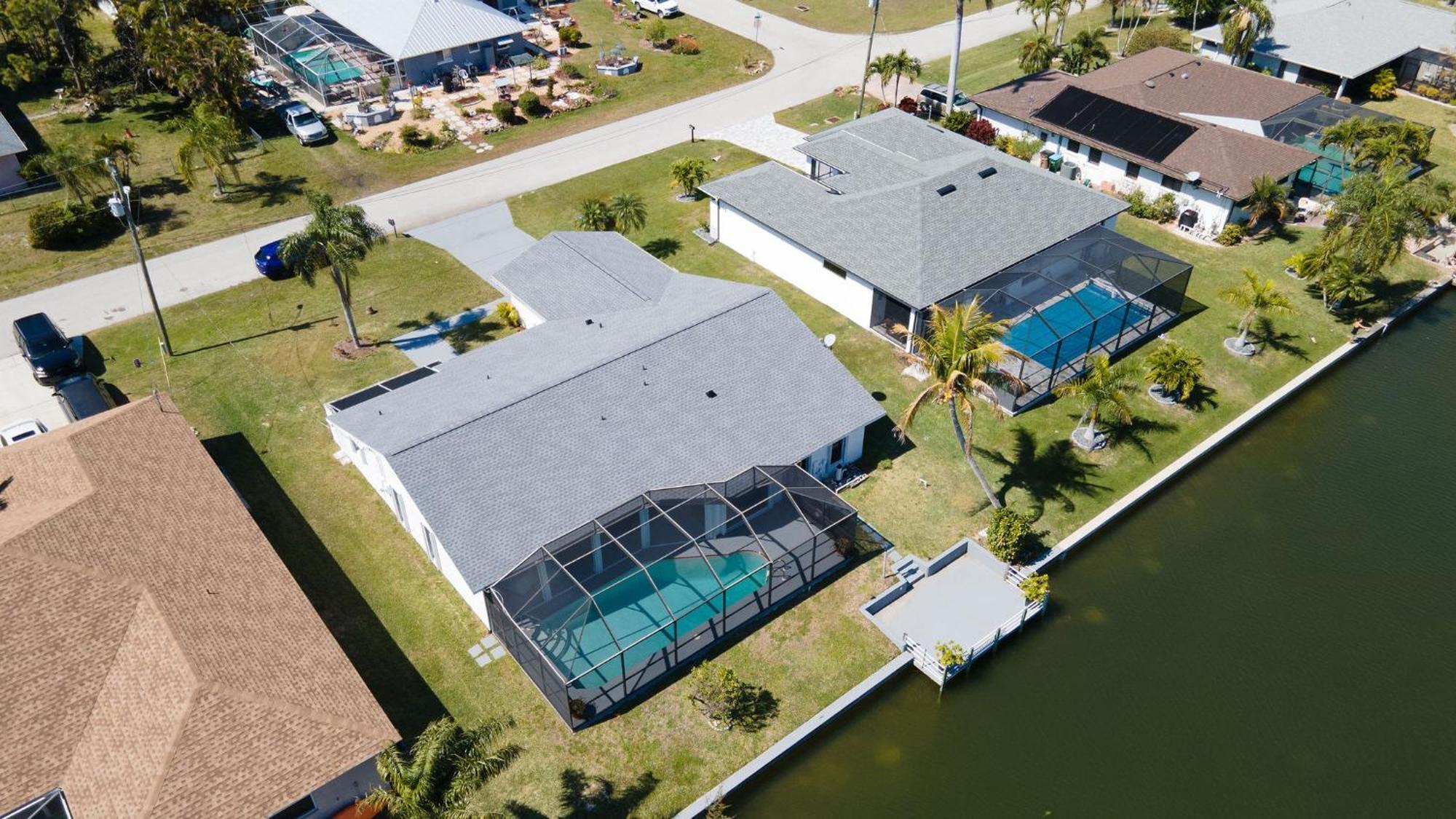 Luxury Waterfront Haven In Cape Coral - Dog-Friendly Escape With Private Pool Βίλα Εξωτερικό φωτογραφία